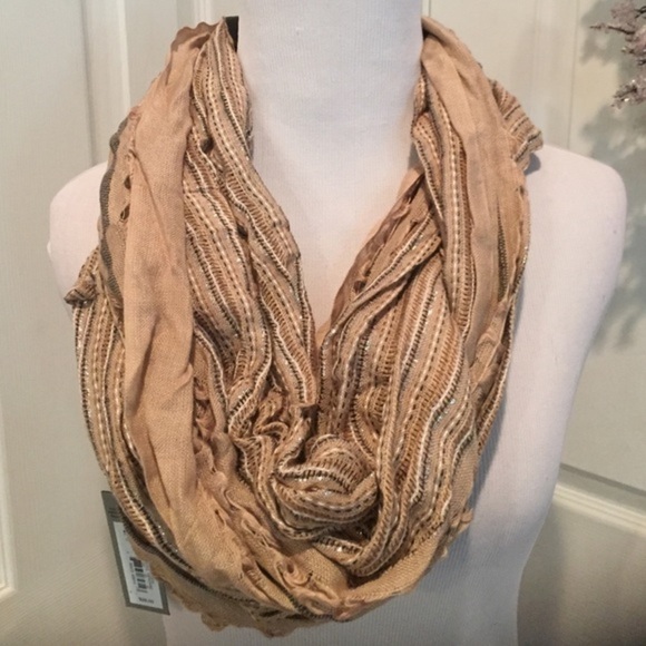 Tan infinity scarf - Picture 3 of 3